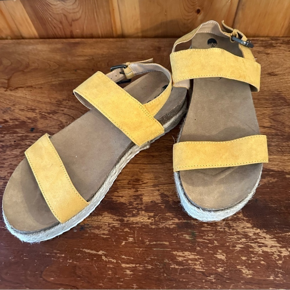 Big Buddha Jute Platform Sandals Mustard Yellow Size 8 Summer - Picture 7 of 7